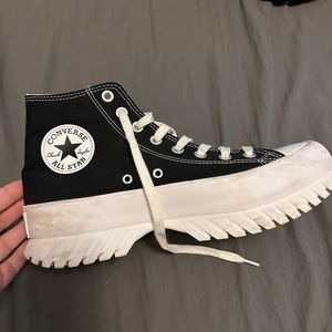 Men’s 8.5 Chuck Taylor All Star Lugged